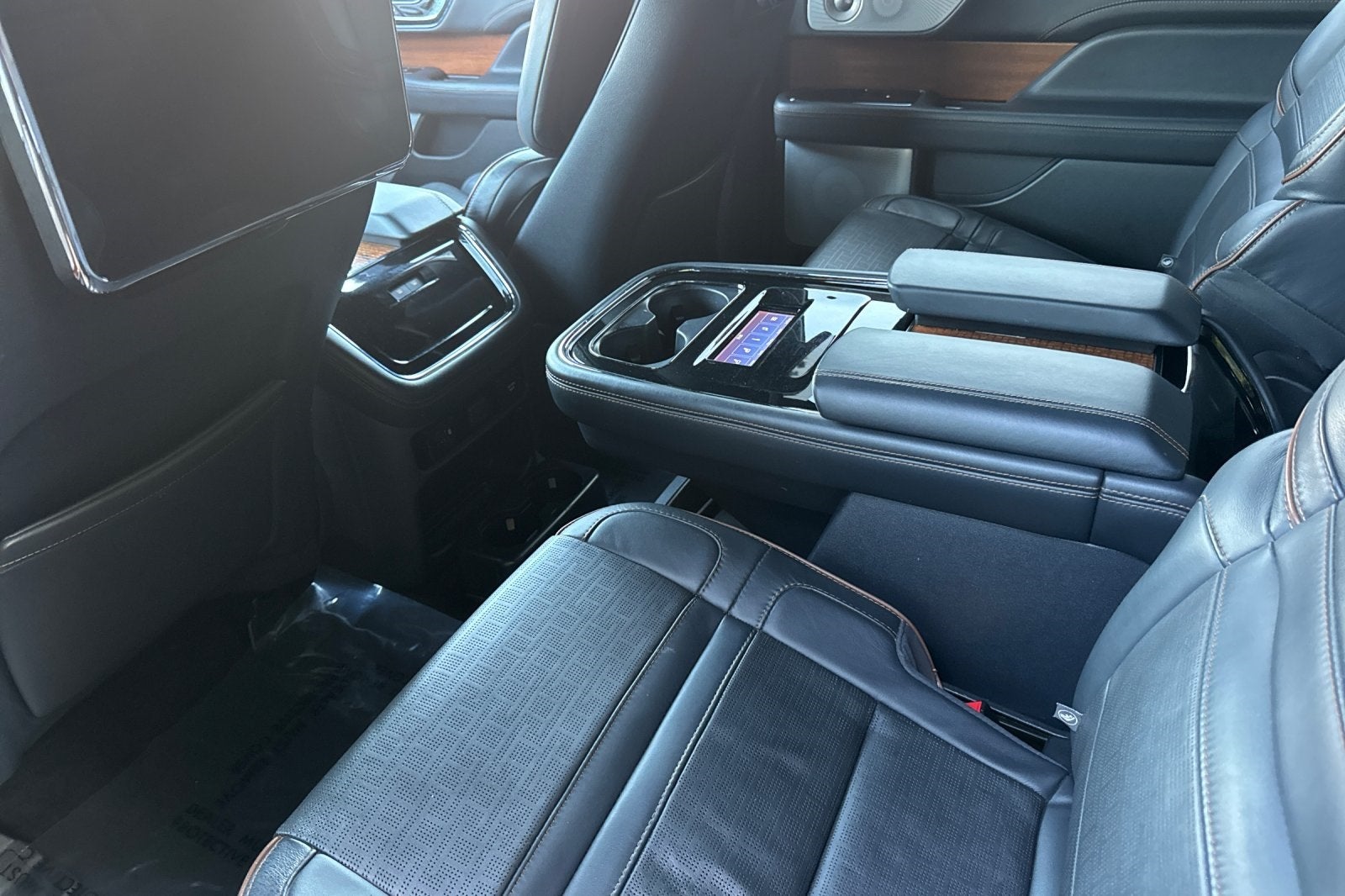 2022 Lincoln Navigator L L Black Label Equipment Group 800A Black Label