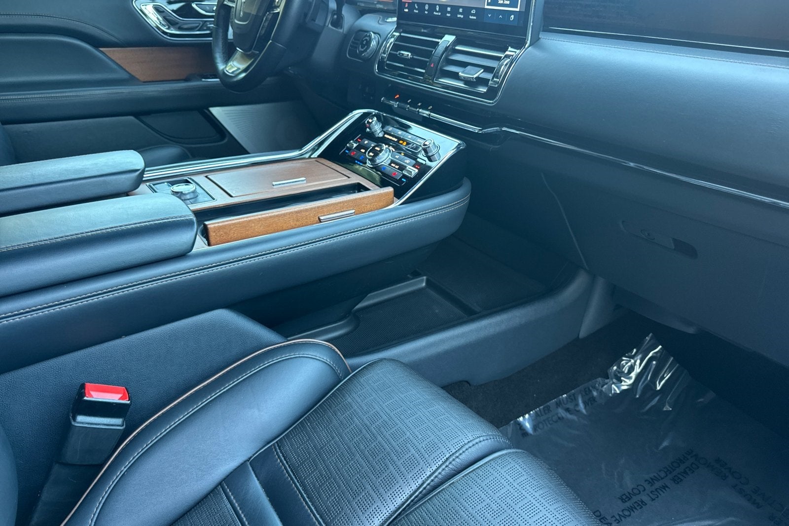 2022 Lincoln Navigator L L Black Label Equipment Group 800A Black Label