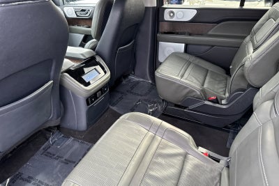 2022 Lincoln Navigator L Black Label