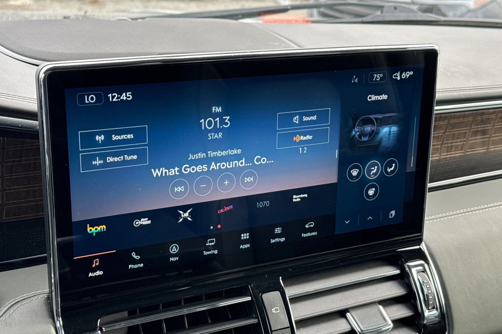 2022 Lincoln Navigator L Black Label