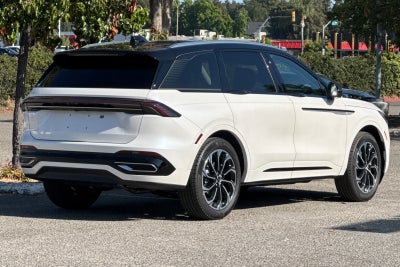 2025 Lincoln Nautilus Reserve