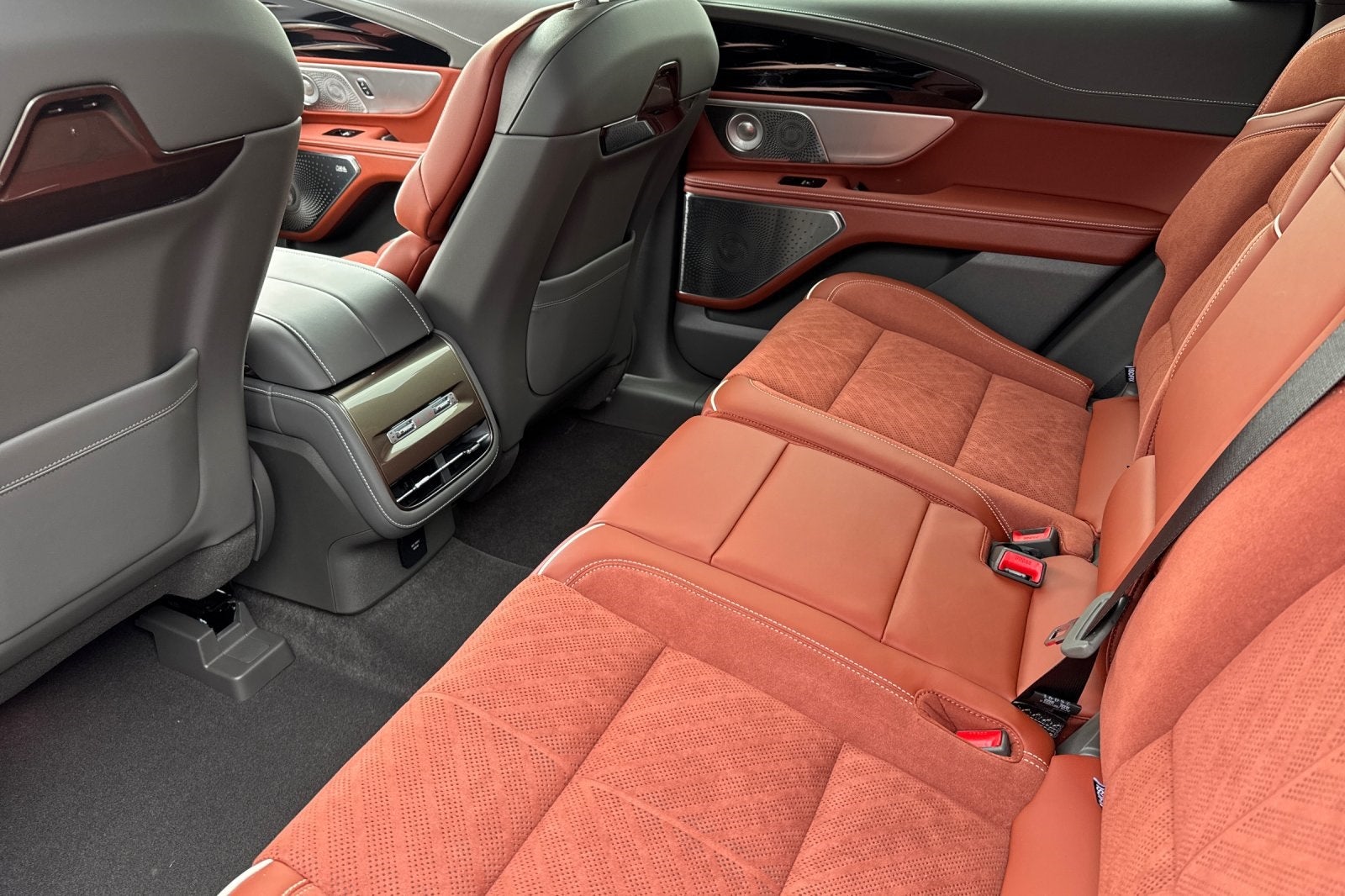 2025 Lincoln Nautilus Black Label