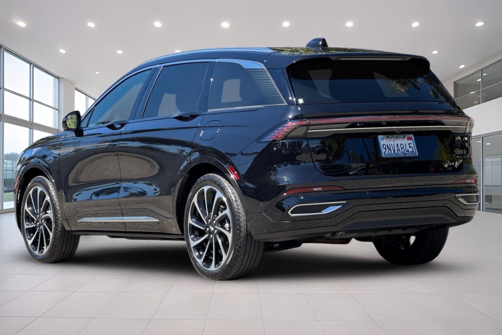 2024 Lincoln Nautilus Black Label