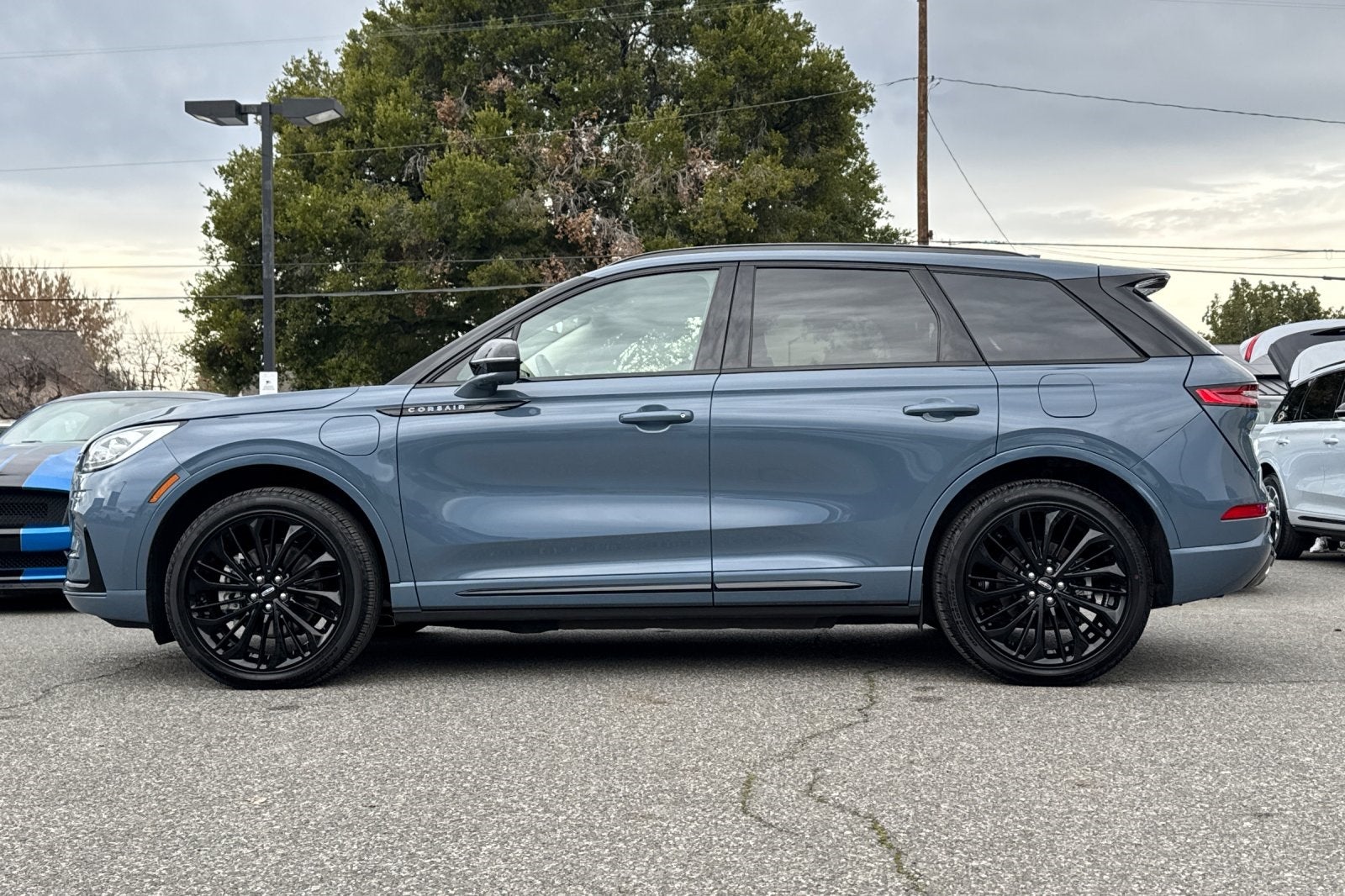 2025 Lincoln Corsair Plug-In Hybrid Grand Touring Equipment Group 302A