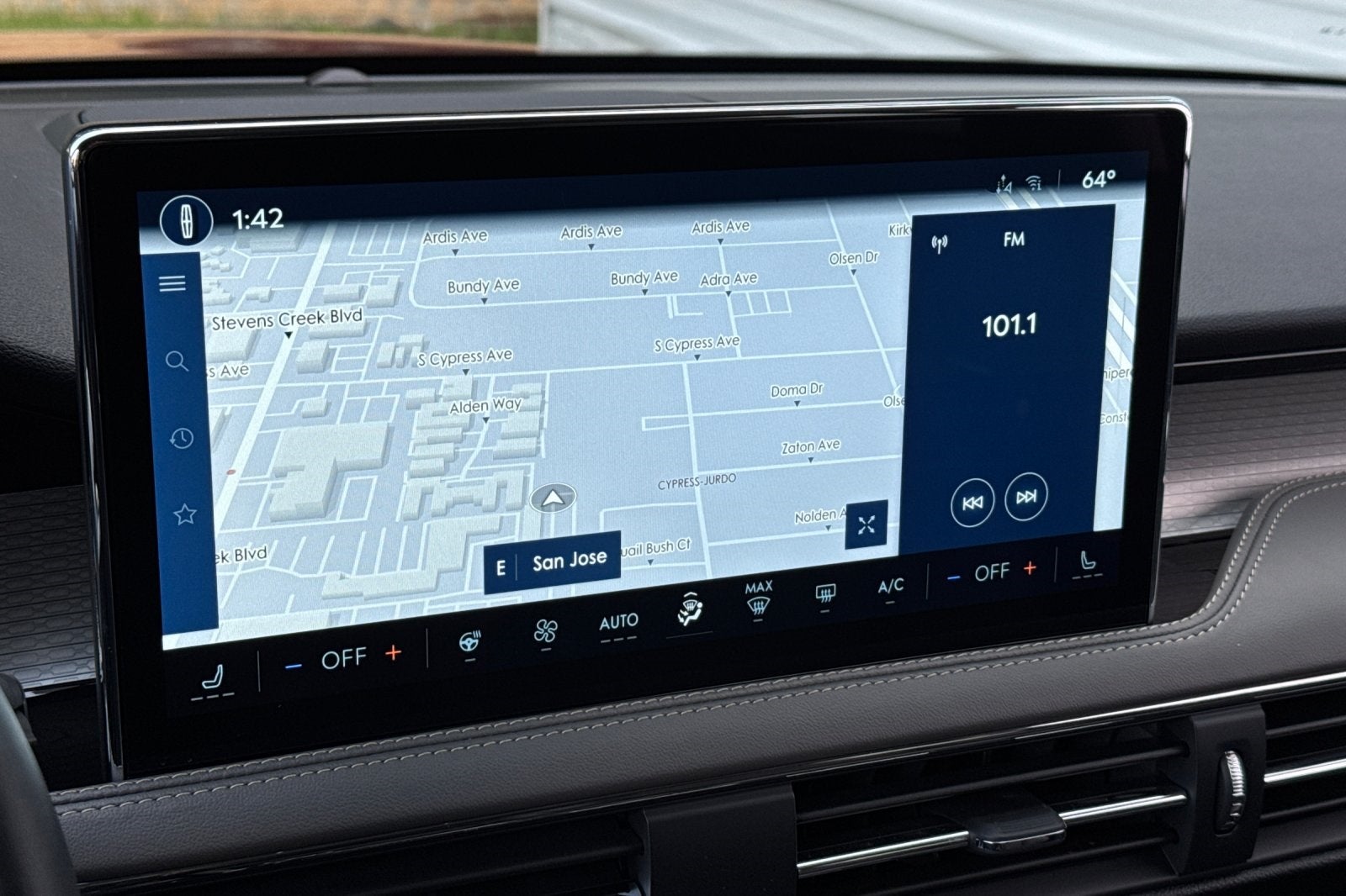 2025 Lincoln Corsair Plug-In Hybrid Grand Touring Equipment Group 302A