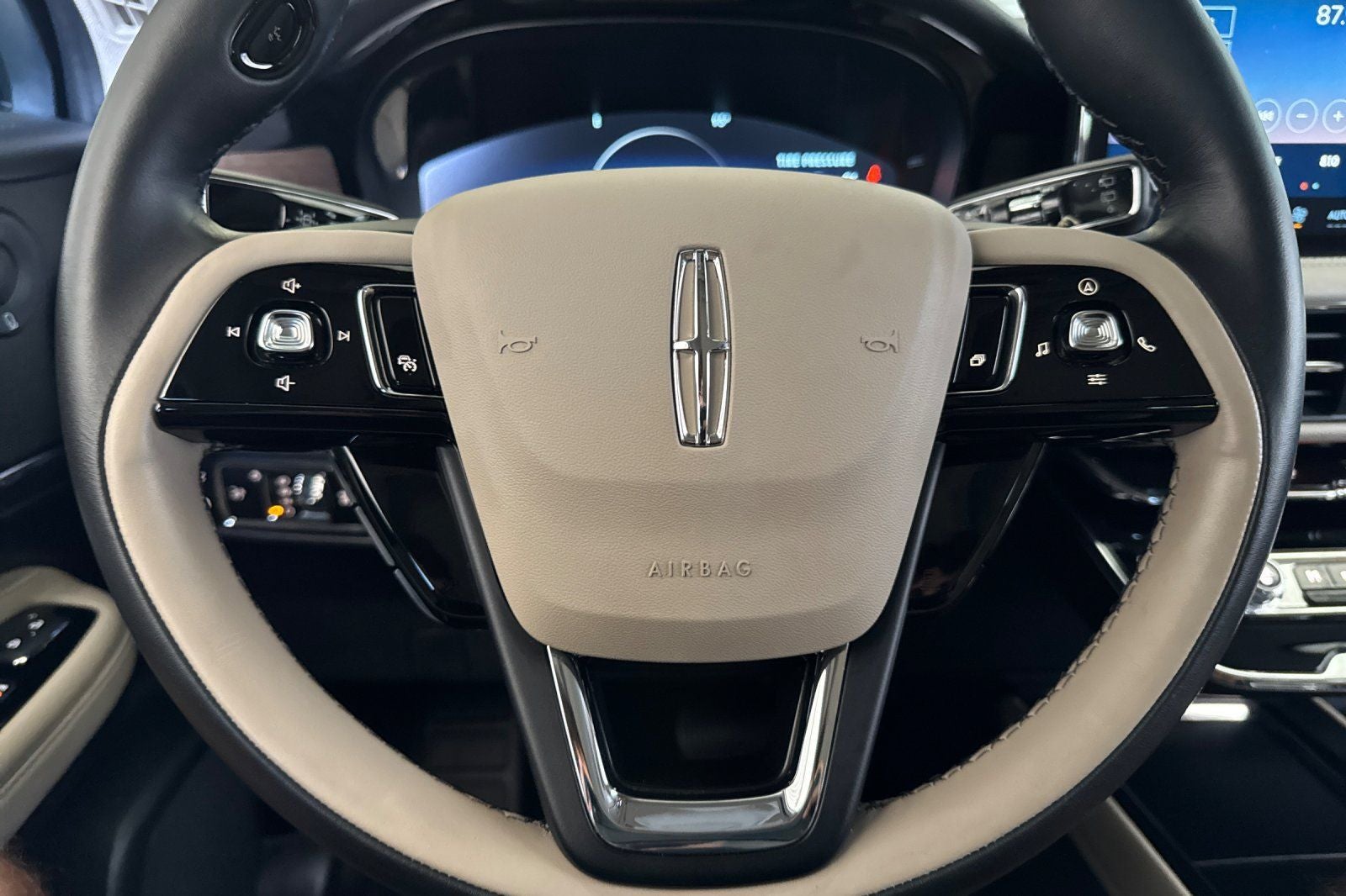 2025 Lincoln Corsair Plug-In Hybrid Grand Touring