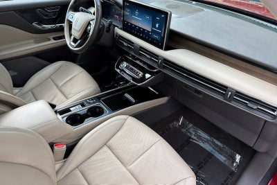 2023 Lincoln Corsair Plug-In Hybrid Grand Touring Equipment Group 301A