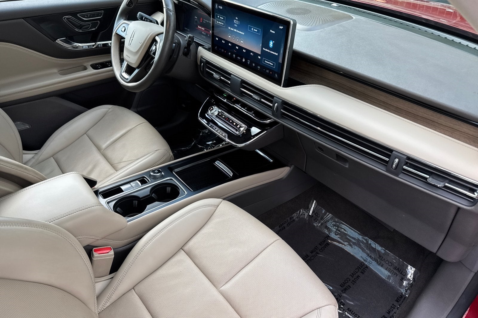 2023 Lincoln Corsair Plug-In Hybrid Grand Touring Equipment Group 301A