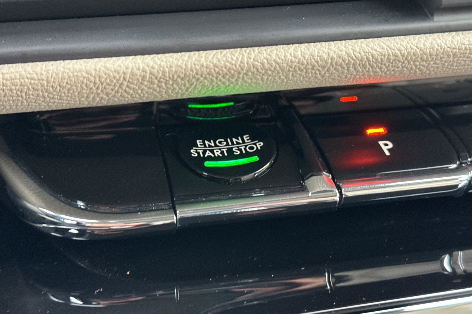 2025 Lincoln Corsair Plug-In Hybrid Grand Touring Equipment Group 301A