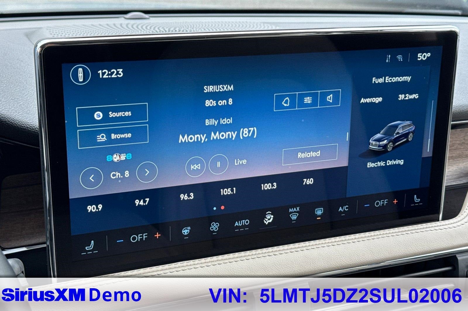 2025 Lincoln Corsair Plug-In Hybrid Grand Touring Equipment Group 301A