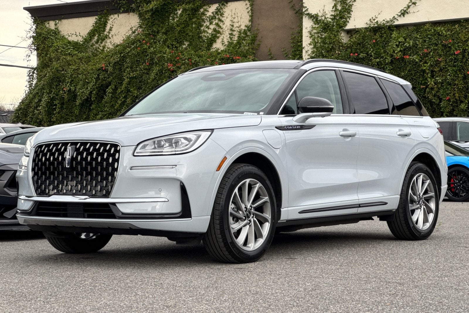 2025 Lincoln Corsair Plug-In Hybrid Grand Touring Equipment Group 301A