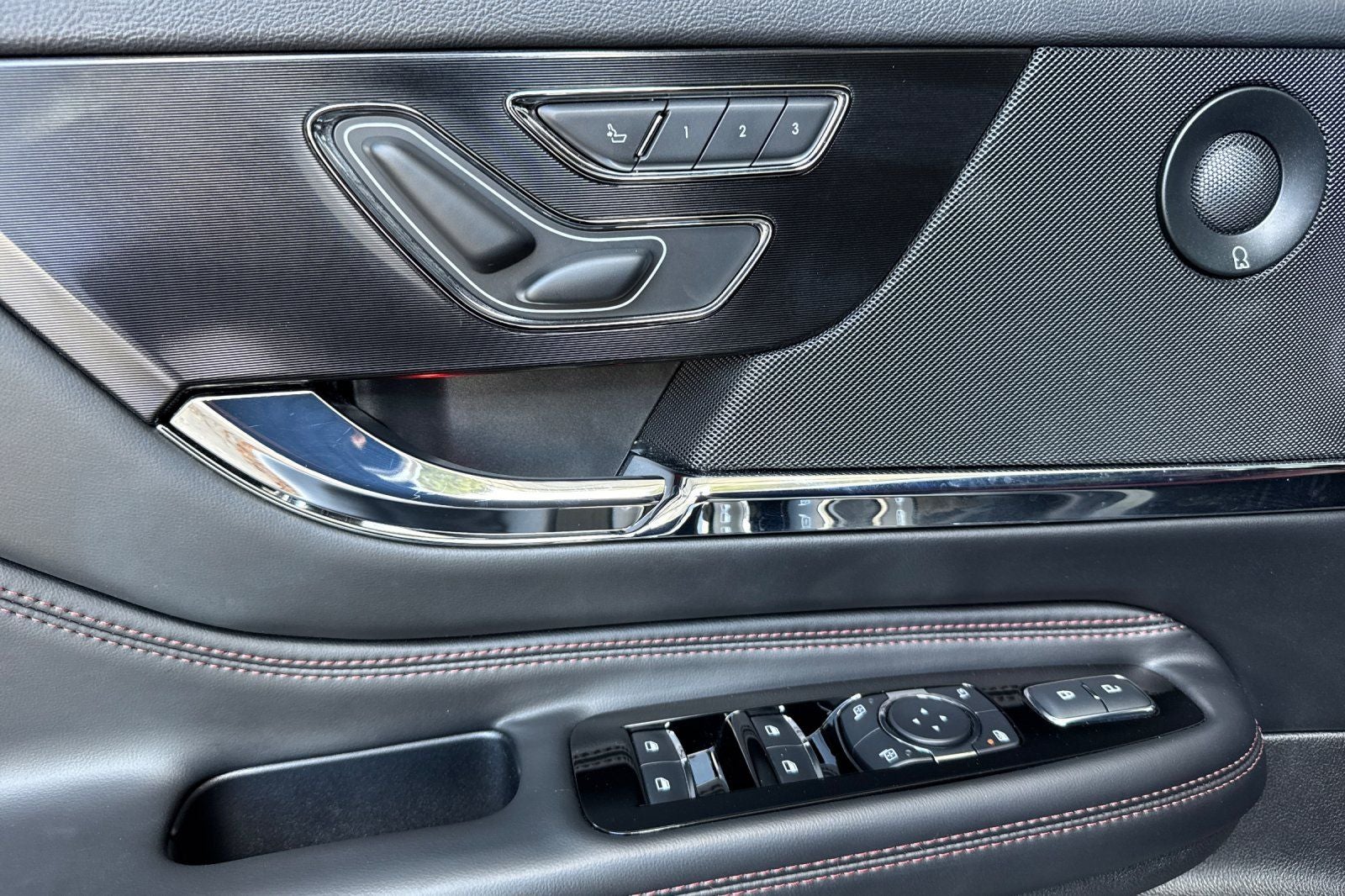 2025 Lincoln Corsair Plug-In Hybrid Grand Touring