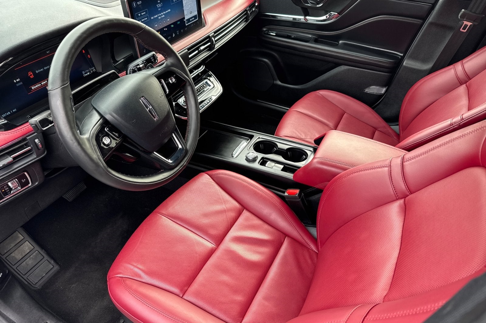 2025 Lincoln Corsair Plug-In Hybrid Grand Touring Equipment Group 302A