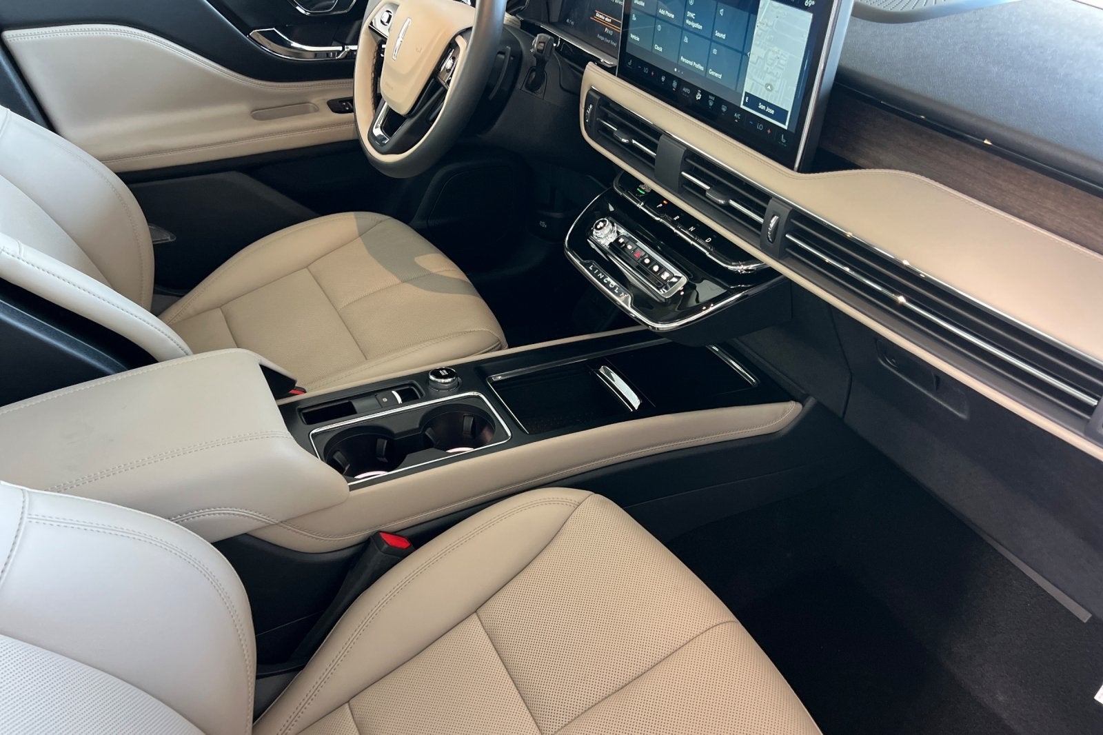 2025 Lincoln Corsair Plug-In Hybrid Grand Touring