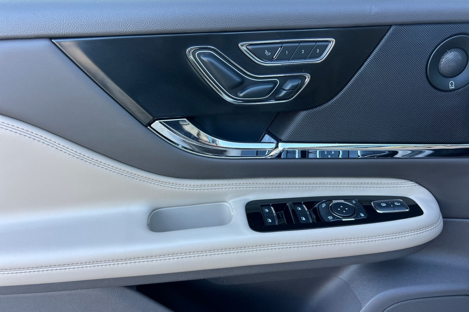 2022 Lincoln Corsair Grand Touring Luxury Package