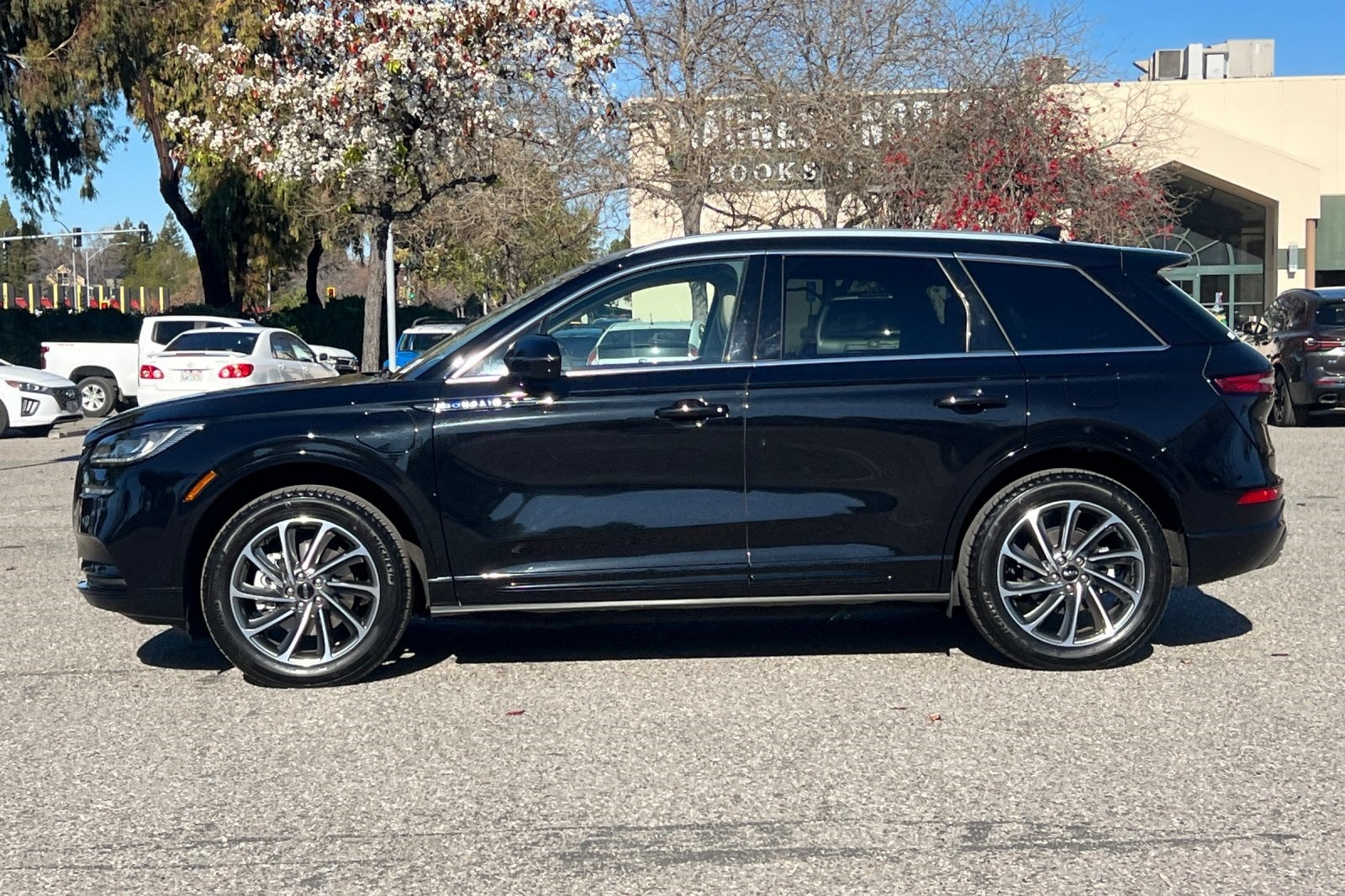 2022 Lincoln Corsair Grand Touring Equipment Group 300A