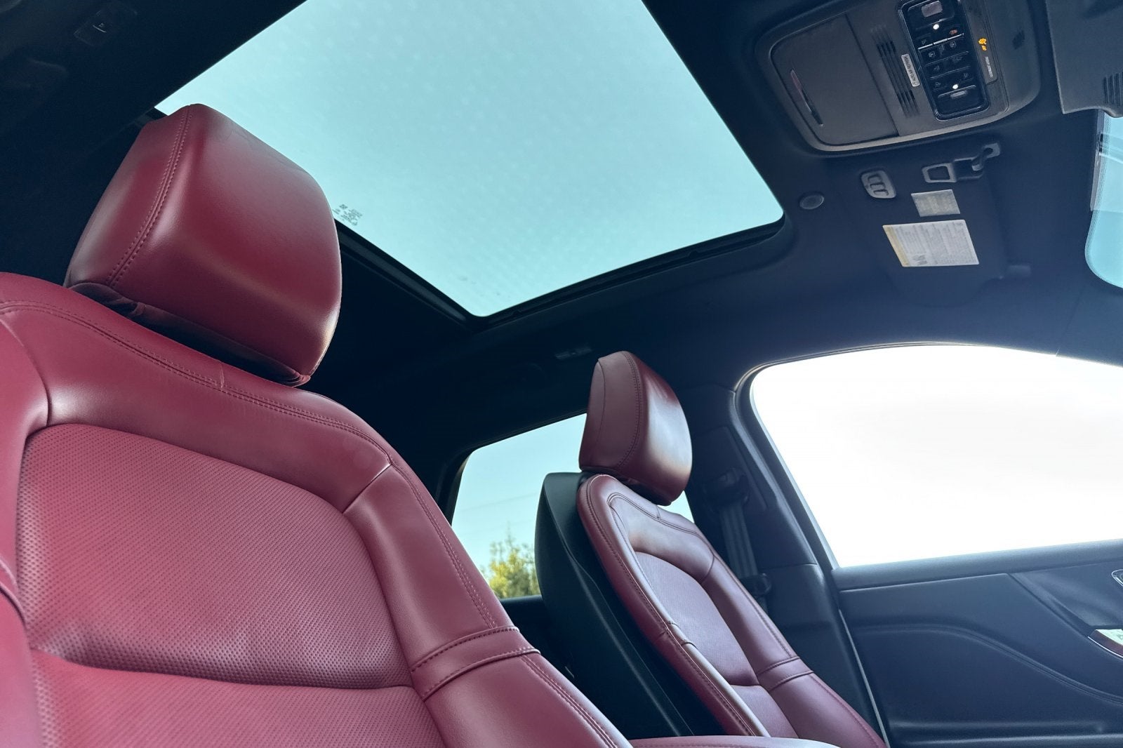 2025 Lincoln Corsair Plug-In Hybrid Grand Touring Equipment Group 302A