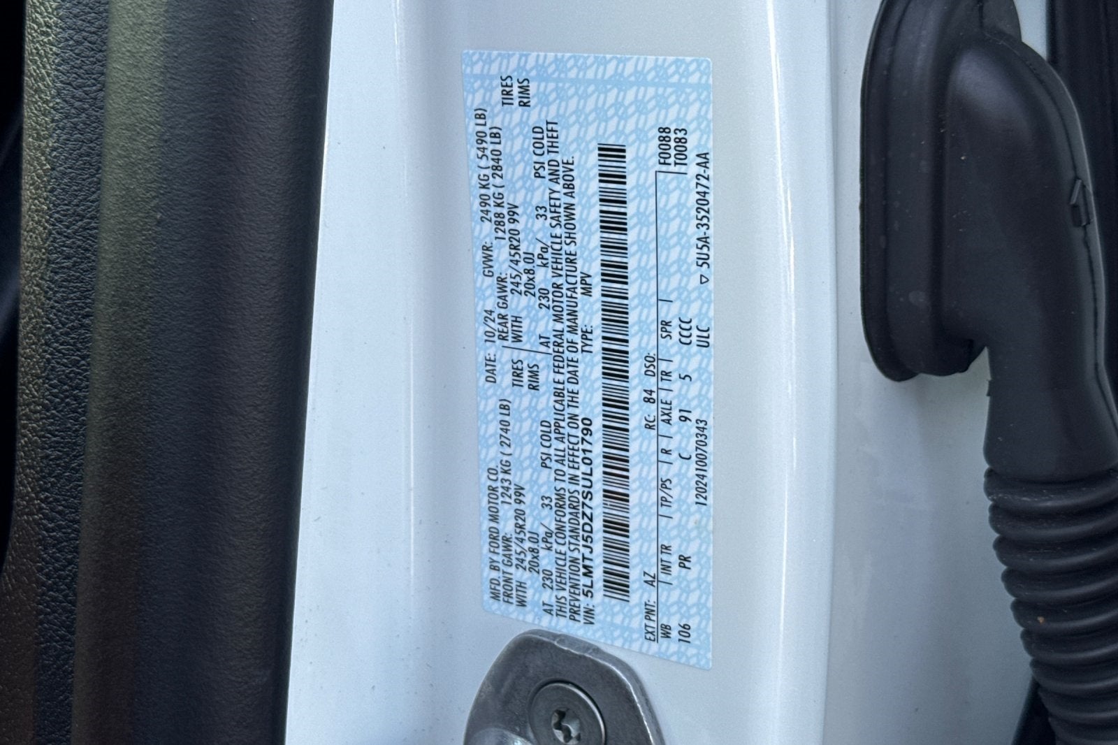 2025 Lincoln Corsair Plug-In Hybrid Grand Touring Equipment Group 302A