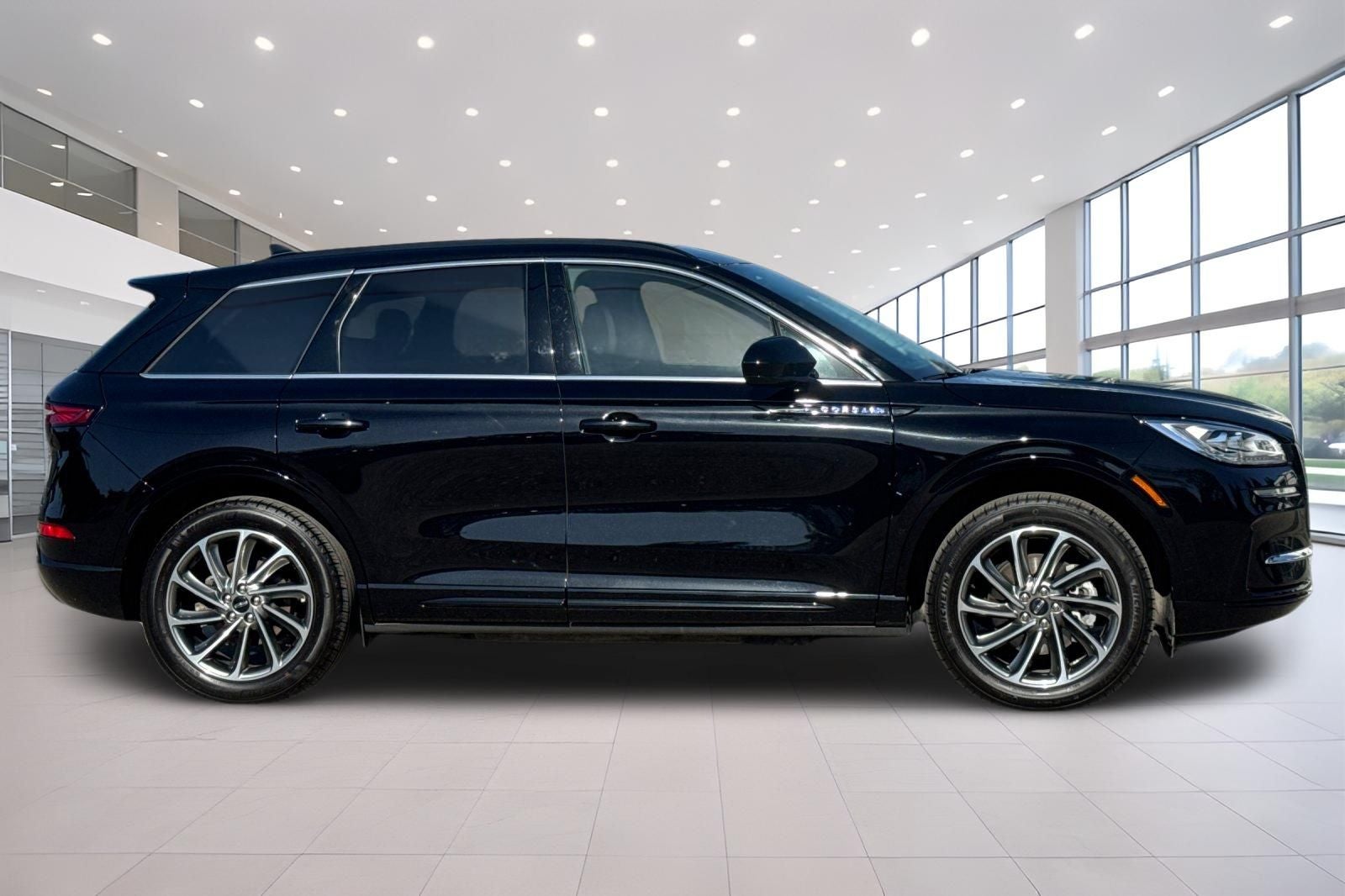 2025 Lincoln Corsair Plug-In Hybrid Grand Touring Equipment Group 300A