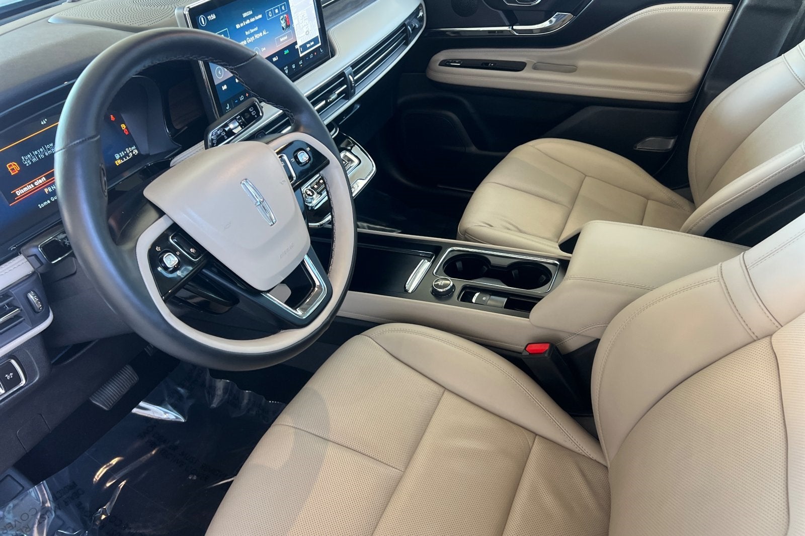 2025 Lincoln Corsair Plug-In Hybrid Grand Touring Equipment Group 301A