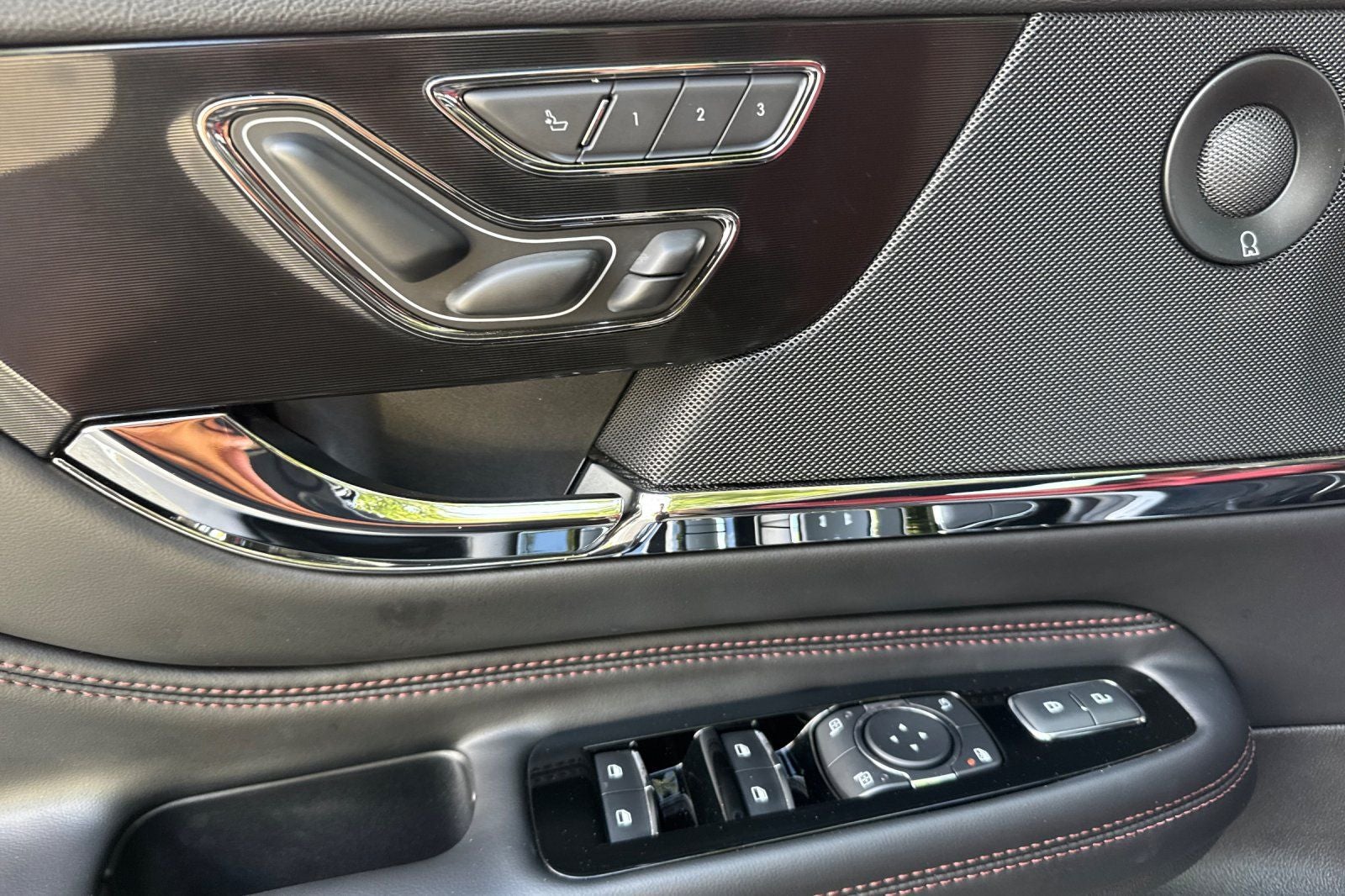 2025 Lincoln Corsair Plug-In Hybrid Grand Touring