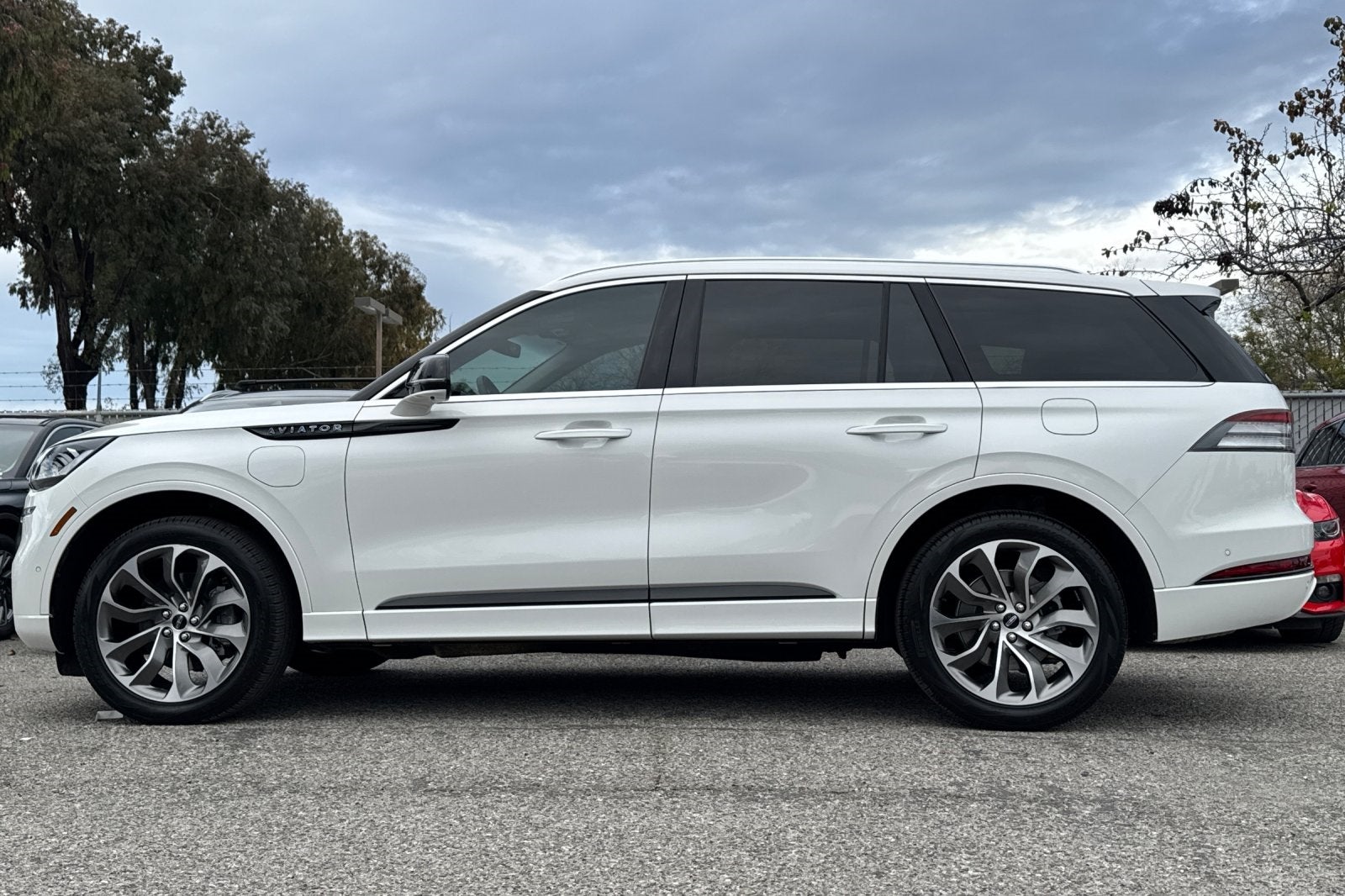 2023 Lincoln Aviator Plug-In Hybrid Grand Touring Equipment Group 301A