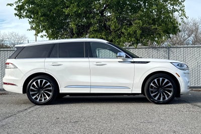 2022 Lincoln Aviator Plug-In Hybrid Black Label Grand Touring