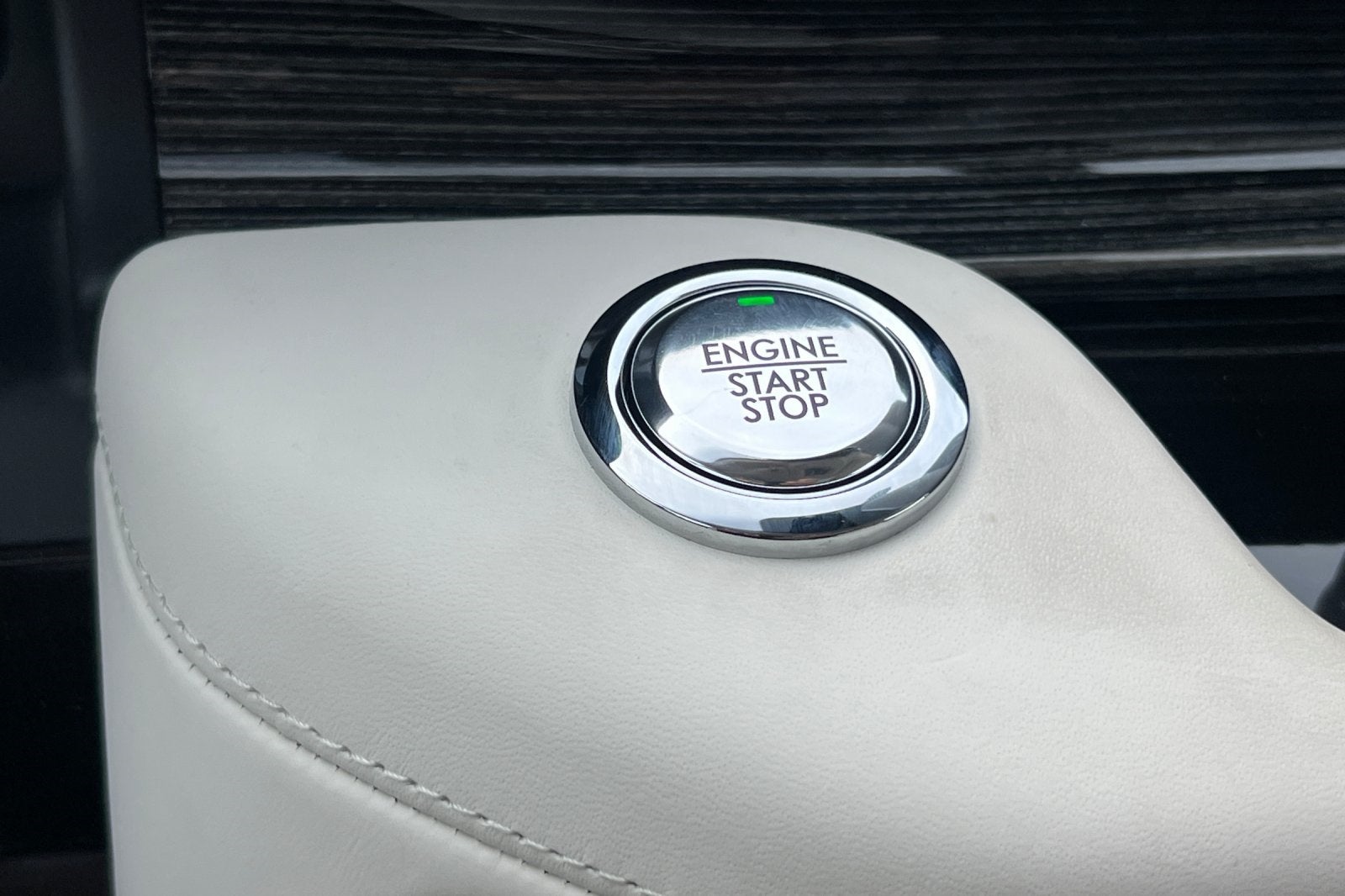 2023 Lincoln Aviator Plug-In Hybrid Black Label Grand Touring Equipment Group 900A