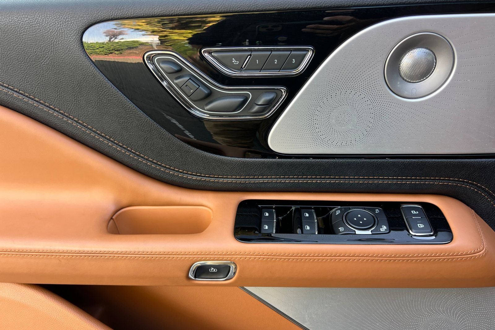 2020 Lincoln Aviator Plug-In Hybrid Black Label Grand Touring