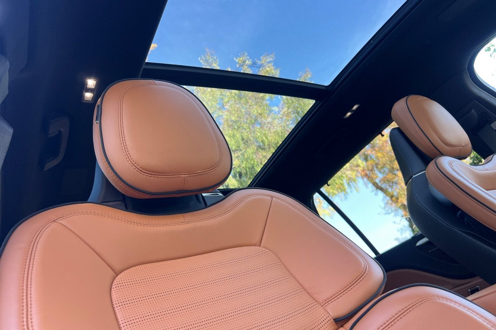 2020 Lincoln Aviator Plug-In Hybrid Black Label Grand Touring
