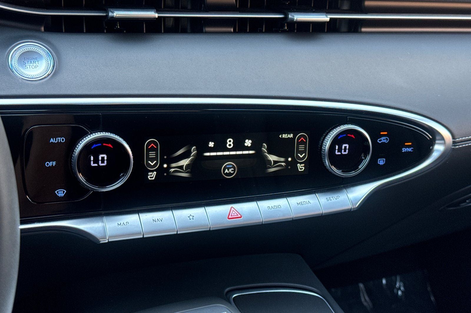 2025 Genesis GV70 2.5T