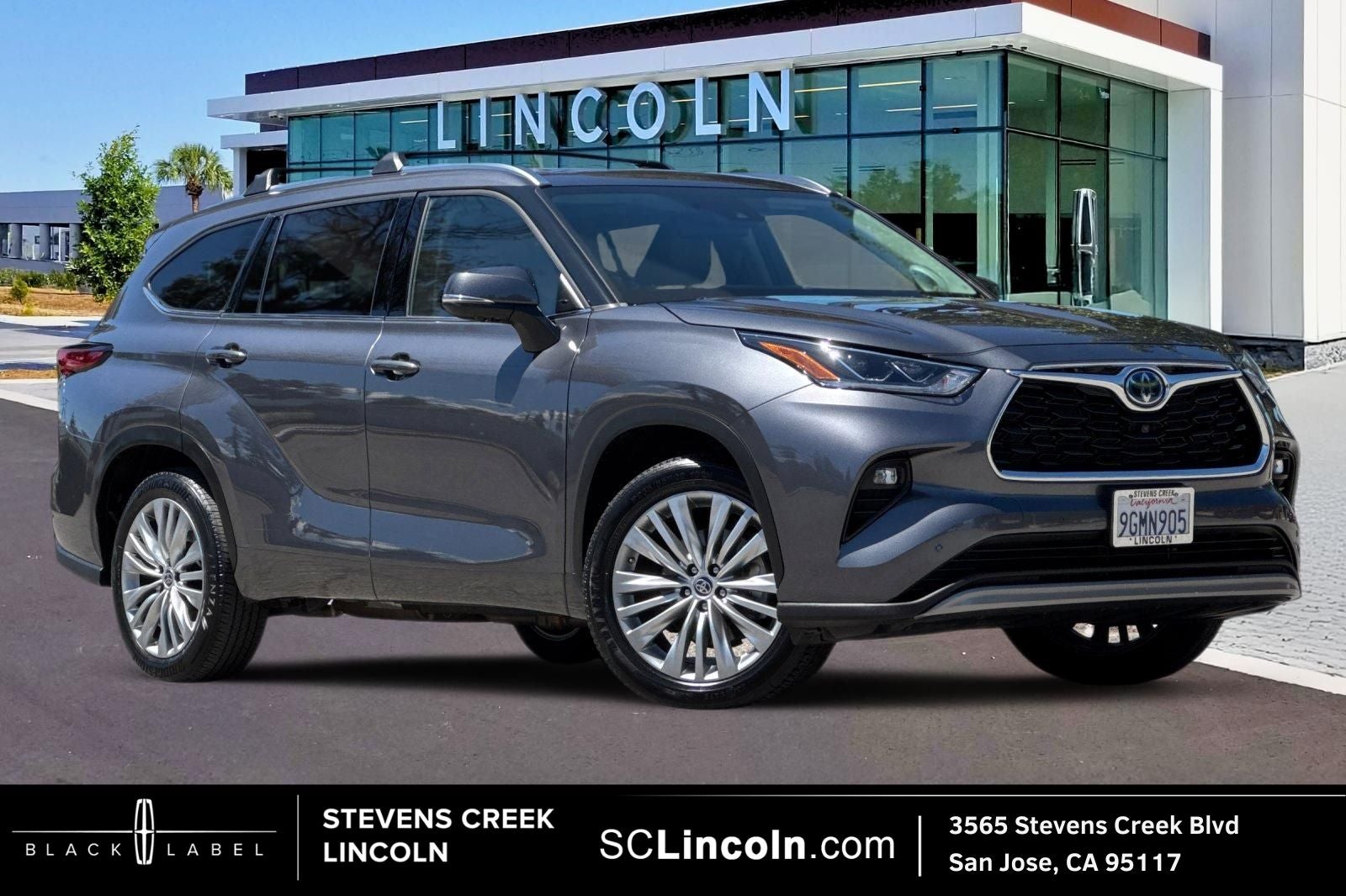 2023 Toyota Highlander Hybrid Platinum