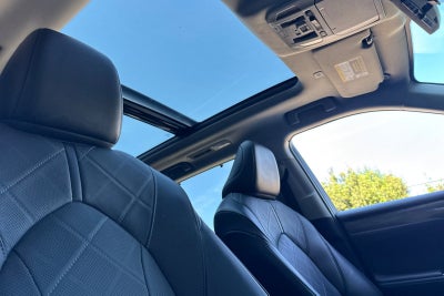 2023 Toyota Highlander Hybrid Platinum