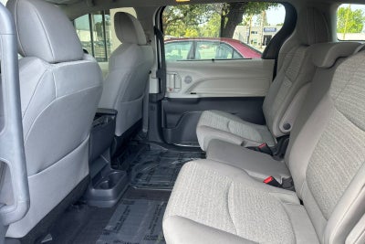 2023 Toyota Sienna LE 8 Passenger