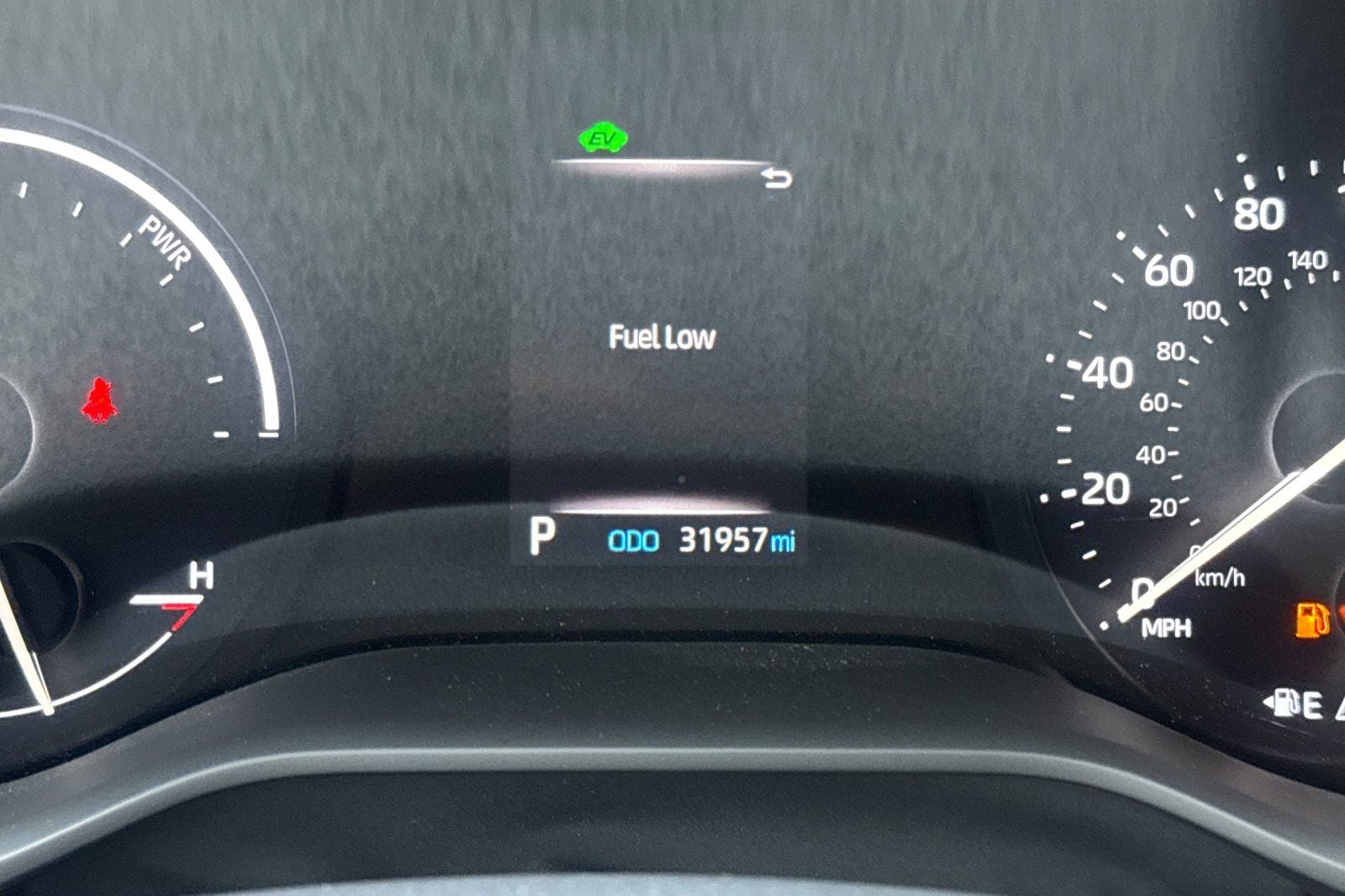 2023 Toyota Sienna LE 8 Passenger