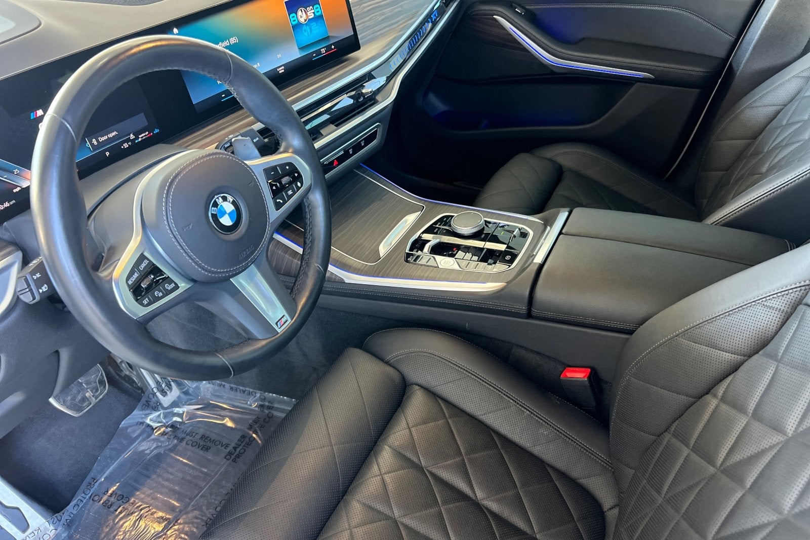 2023 BMW X7 xDrive40i M Sport Package