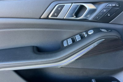 2023 BMW X7 xDrive40i M Sport Package