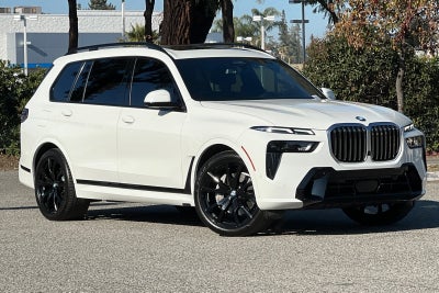 2023 BMW X7 xDrive40i M Sport Package