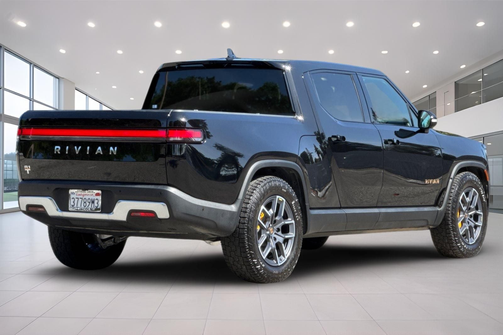2022 Rivian R1T Adventure