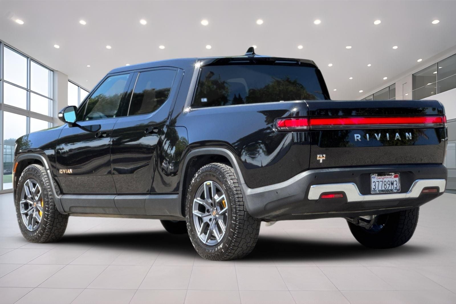 2022 Rivian R1T Adventure