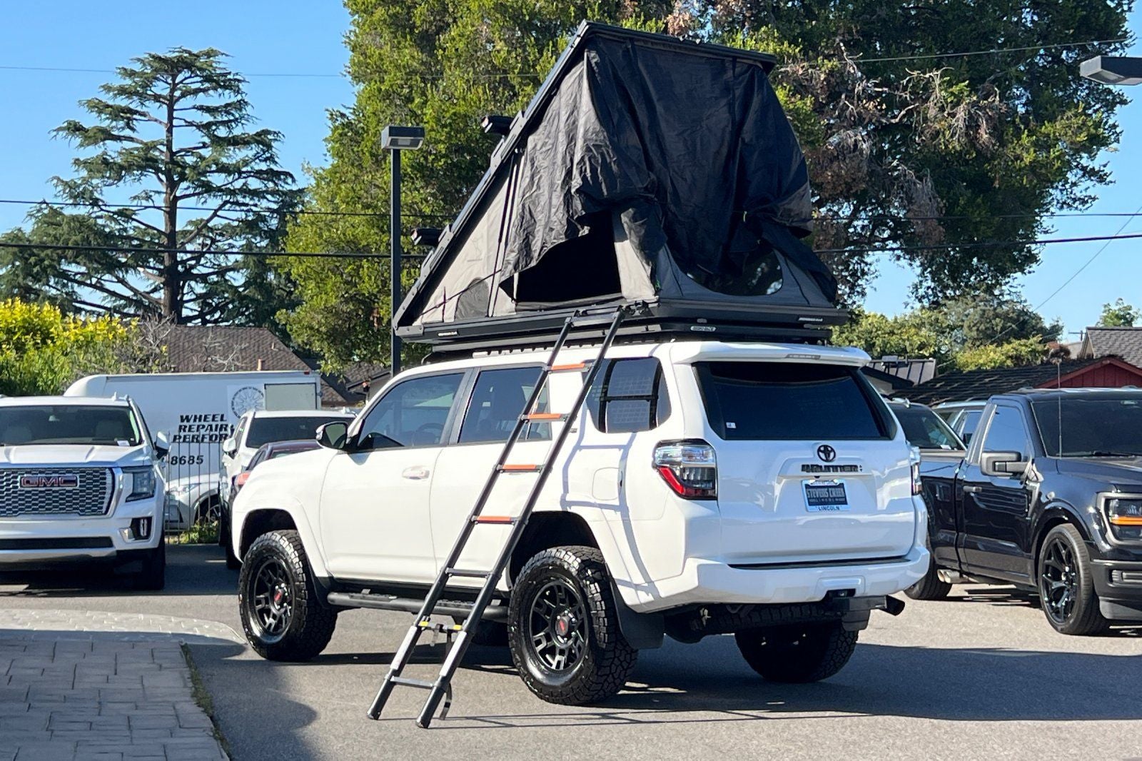 2023 Toyota 4Runner SR5 Premium