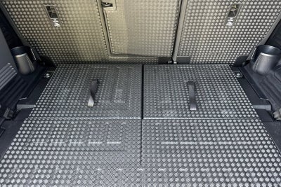 2022 Land Rover Defender 110 X-Dynamic HSE