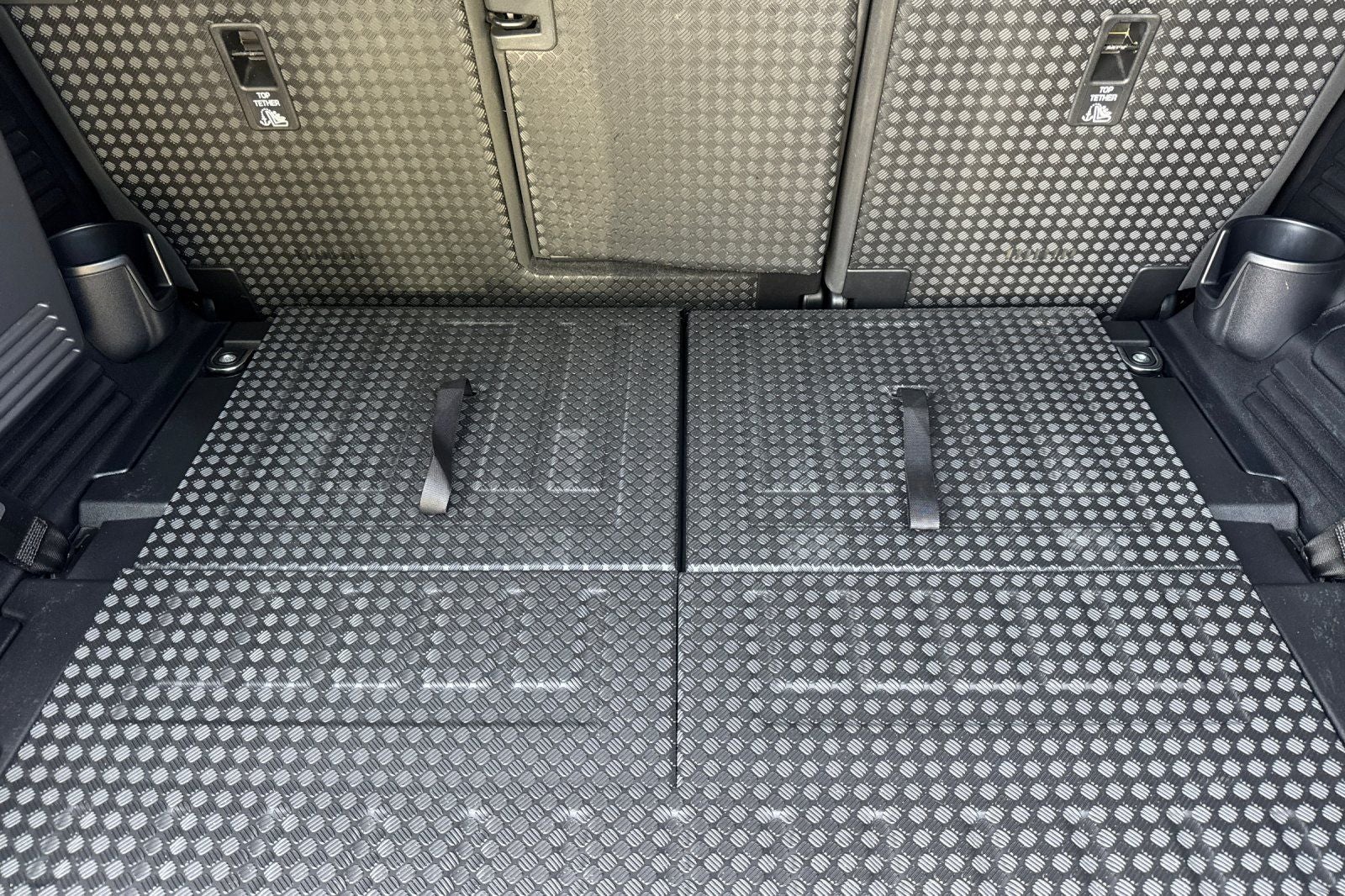 2022 Land Rover Defender 110 X-Dynamic HSE
