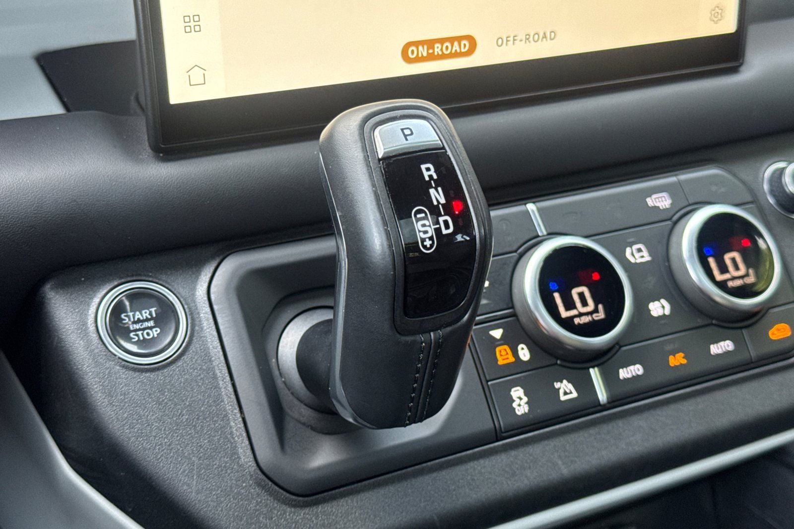2022 Land Rover Defender 110 X-Dynamic HSE