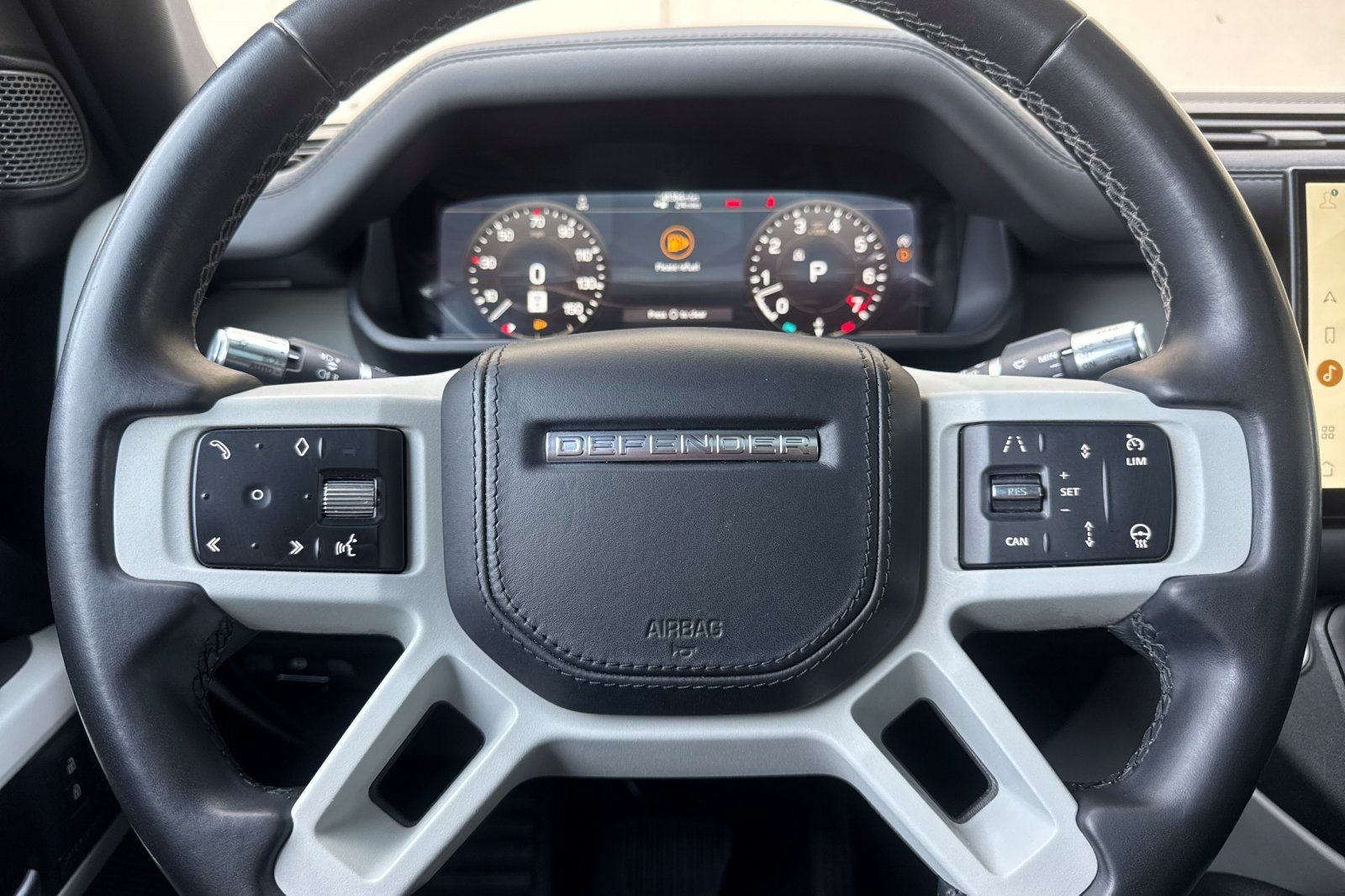 2022 Land Rover Defender 110 X-Dynamic HSE