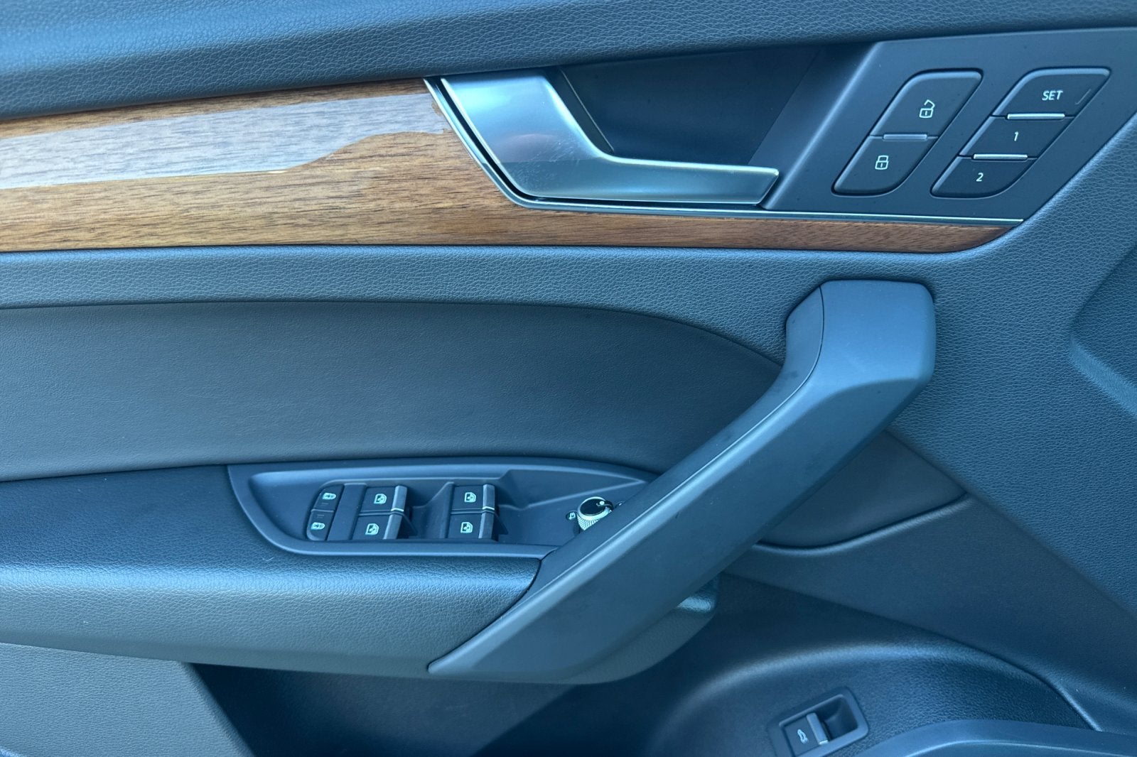 2023 Audi Q5 45 S line Premium quattro LCPO Competitive+