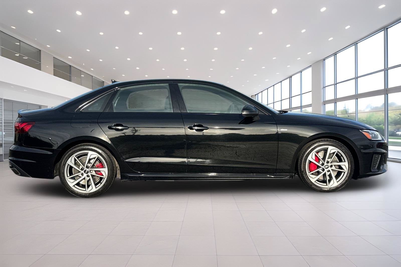2023 Audi A4 45 S line Premium Plus quattro