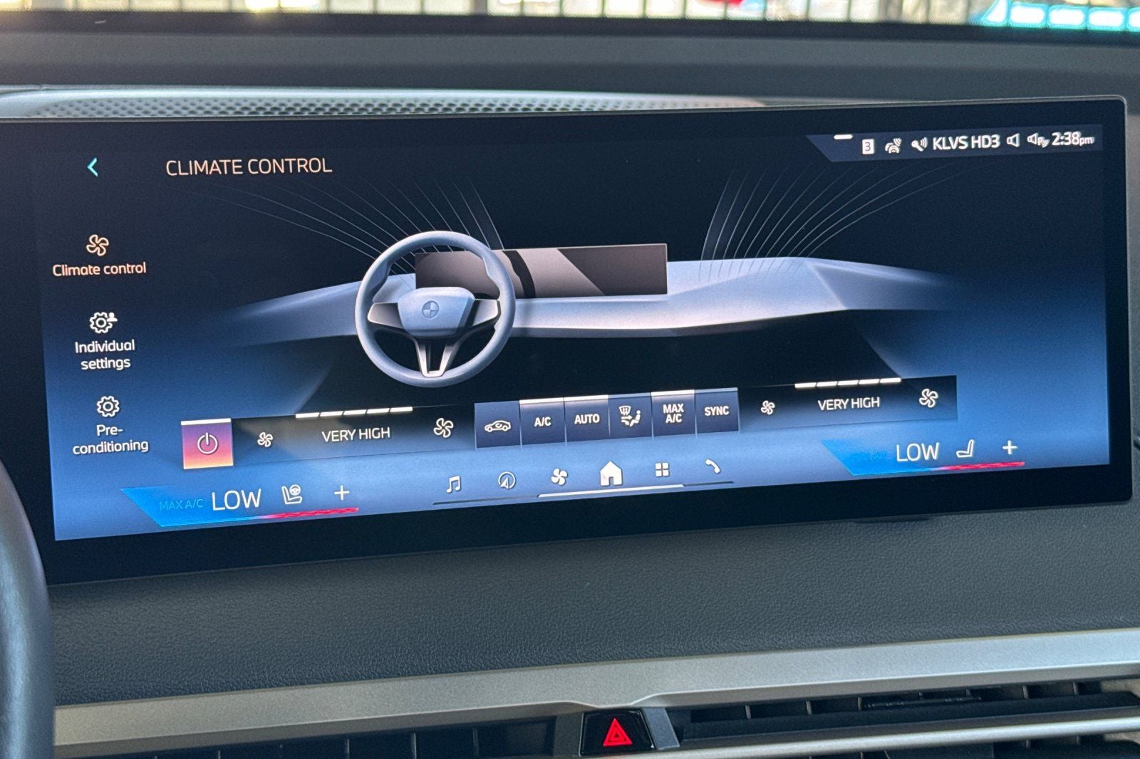 2025 BMW iX xDrive50