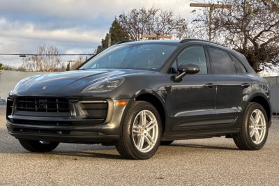 2024 Porsche Macan Base