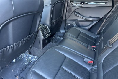 2022 Porsche Macan S